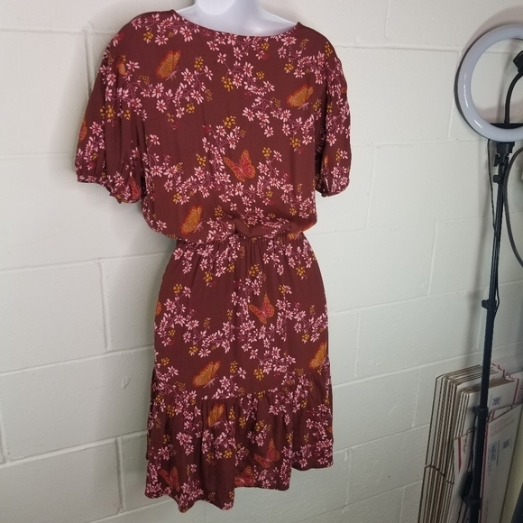 Madewell ruffle wrap in windowbox floral butterfly dress - Picture 7 of 11